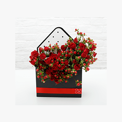 Red Spray Roses Envelope